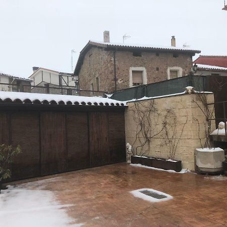 Apartamento con jardin Ezcaray Exterior foto