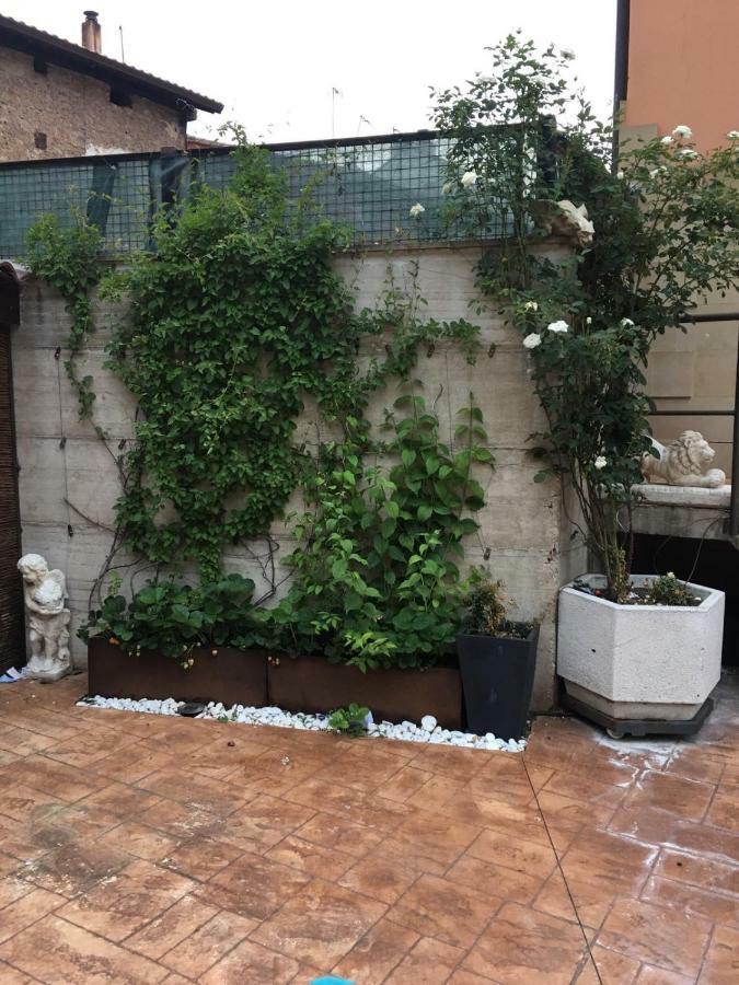 Apartamento con jardin Ezcaray Exterior foto